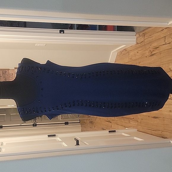 Carmen Marc Valvo Midnight Blue Tank Dress with Black Jewels in the front (M) - Picture 1 of 6